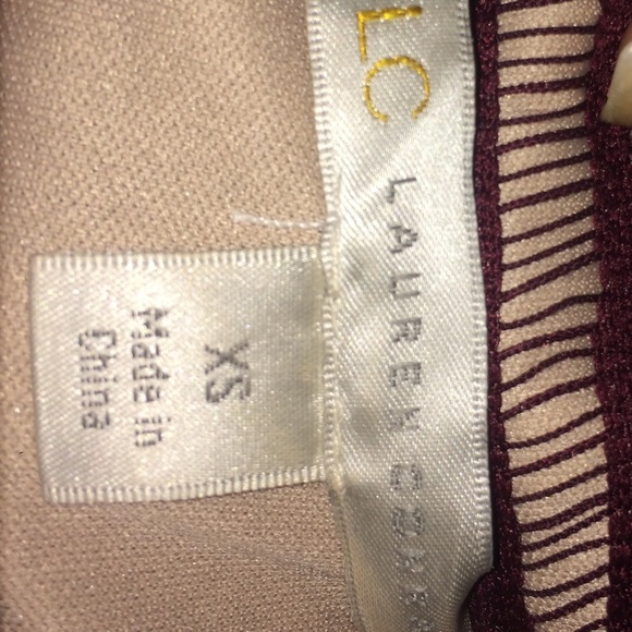 Halter top blouse - Picture 4 of 4